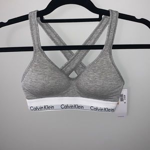 NWT Calvin Klein Padded Sports Bra